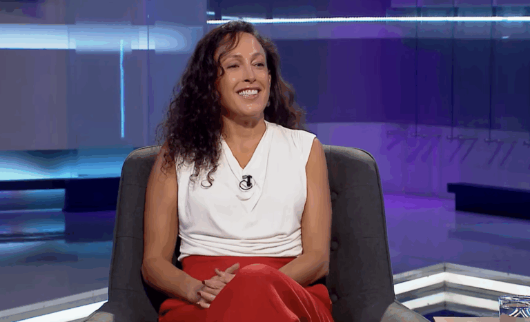 Francisca Jünemann y promesa de Sala Cuna de Kast: 