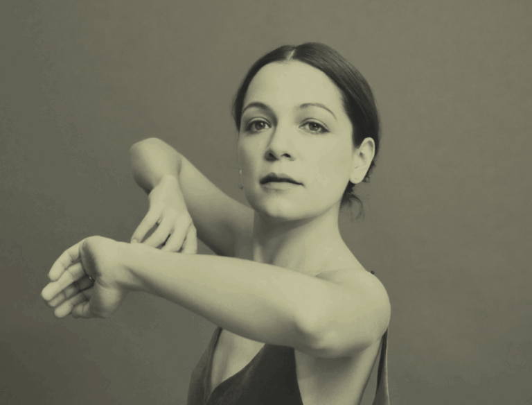 Natalia Lafourcade y su admiración por Violeta Parra: “Fue una mujer de mucha fuerza y valentía. Una artista que se ancló a su honestidad