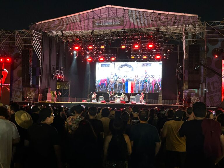 Tom Morello encendió el Alternative Stage con homenaje a Víctor Jara y activismo político