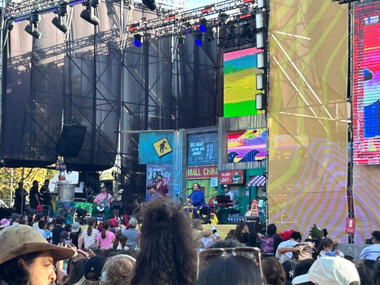 31 Minutos conquistó Kidzapalooza por segundo día: nostalgia, humor y música para grandes y chicos