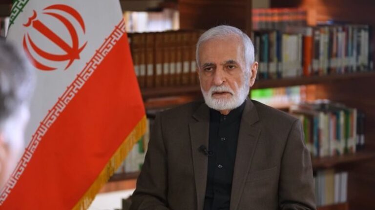 Irán está preparado para una guerra extensa con EE.UU., dice un alto funcionario