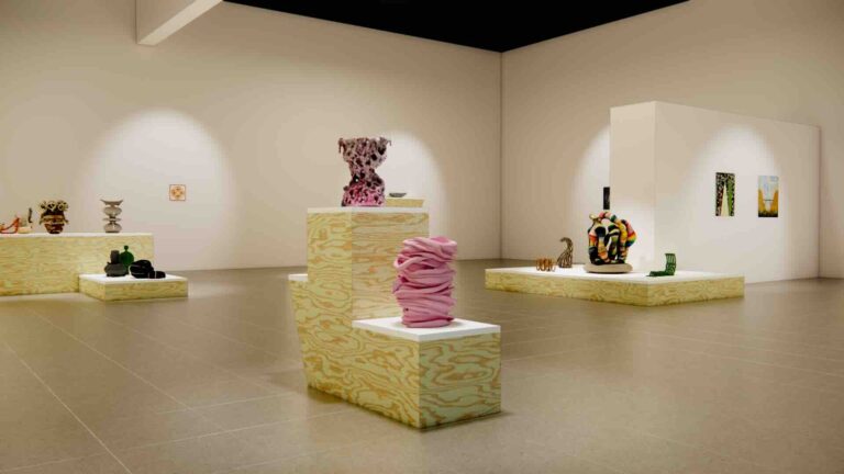 Cerámica contemporánea en Santiago: Sala de Arte CCU presenta “Formas desde el subsuelo”, con 14 artistas