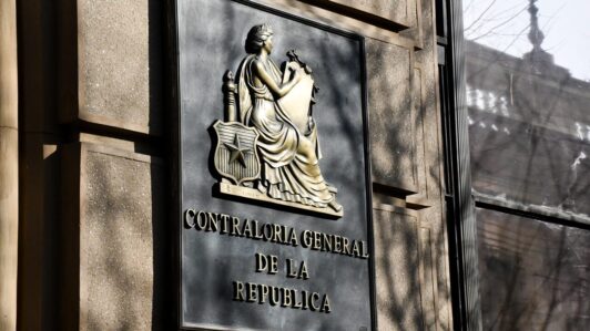 Contraloría oficia a ministerios por 