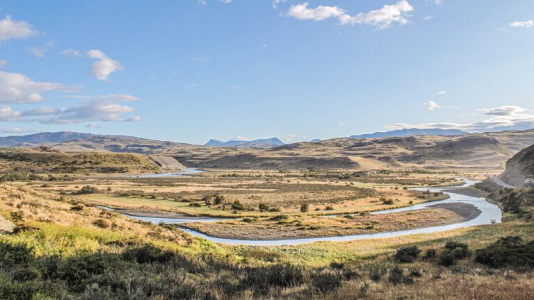 Inicio de la temporada invernal: Conaf exigirá medidas de seguridad a quienes visiten el Parque Nacional Torres del Paine