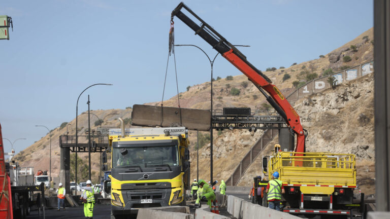 INE: Tasa de desempleo se ubicó en 8,9% en el trimestre enero-marzo de 2026