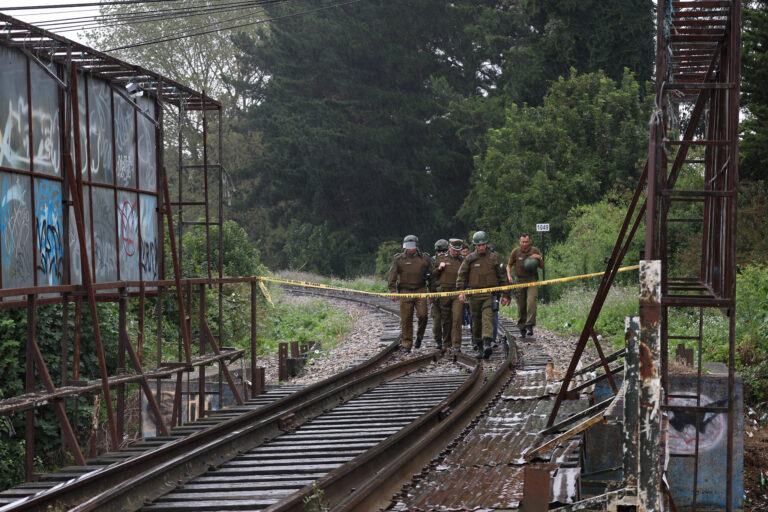 “No quiero que el crimen de mi hijo quede impune”: Madre de sargento Figueroa asesinado en Puerto Varas exige justicia