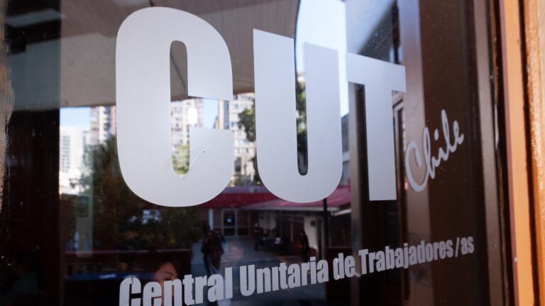 “No estamos protegidos”: CUT cuestiona a la Dirección del Trabajo por dictámenes sobre la reducción de la jornada a 42 horas