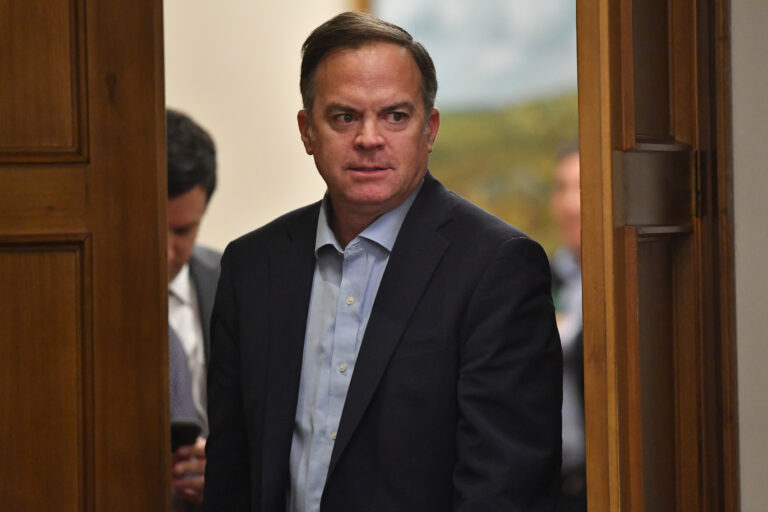 “Que el Presidente Kast actúe como jefe de Estado”: Senador Walker aborda candidatura de Bachelet ante la ONU