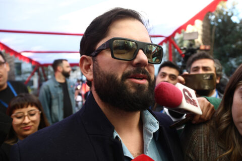 Gabriel Boric aterriza en el CPI: El nuevo rol del expresidente en políticas de infraestructura