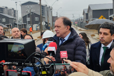 “Me extraña que Núñez esté más molesta que De Urresti”: Poduje responde a críticas y dice que no tiene problema en pedir disculpas por dichos en Valdivia