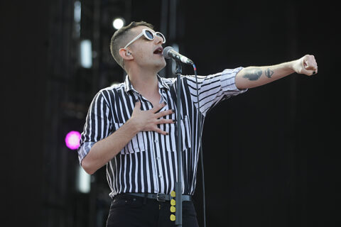 Alex Anwandter anuncia concierto para celebrar su trayectoria de 20 años en el Movistar Arena: Revisa precios y cuándo empieza la venta de entradas