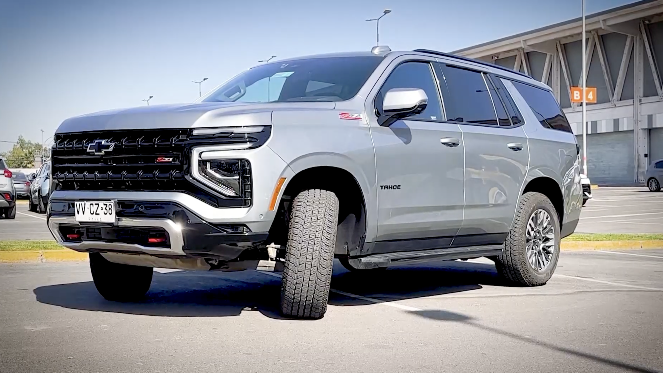 Chevrolet Tahoe Z71 (CNN Chile - Agenda Motor)