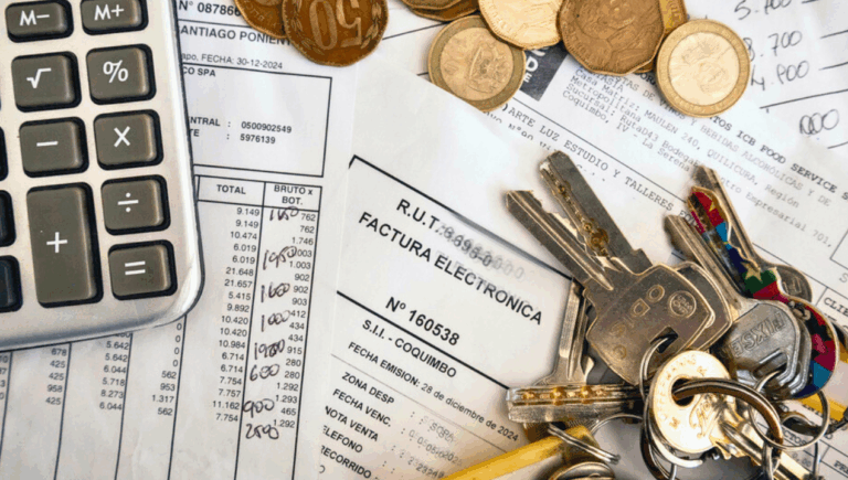 Eliminación de contribuciones para mayores de 65 años: Cómo funciona la medida anunciada por Kast