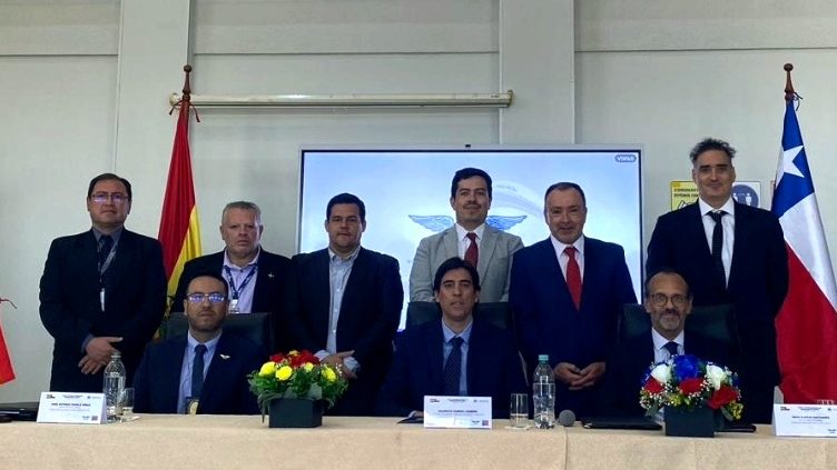Chile y Bolivia suscriben acuerdo para fortalecer y modernizar la relación aerocomercial: ¿De qué se trata?