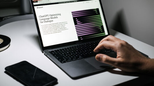 Fiscal de Florida extiende investigación penal a OpenAI por consultas de ChatGPT para ocultar doble asesinato