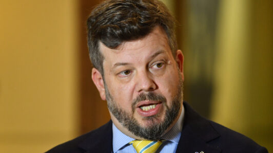 Kaiser pide indultos para carabineros condenados por el estallido social durante el Día del Carabinero