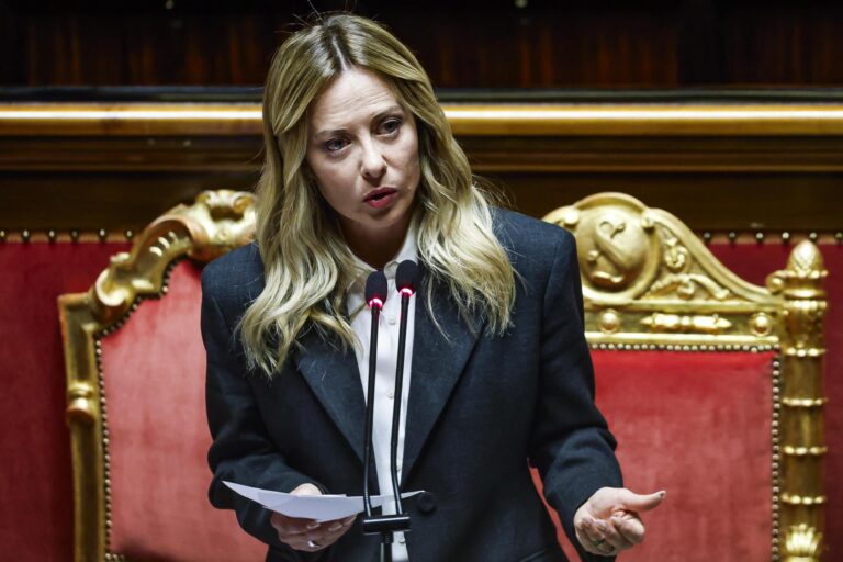 Italia suspende la renovación 