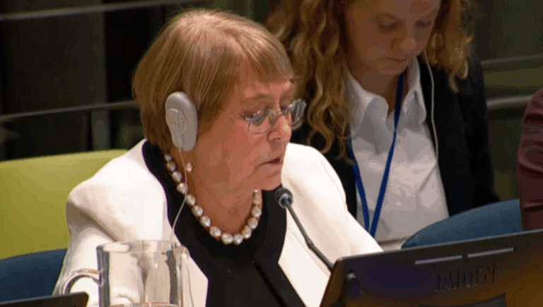 Bachelet presenta su candidatura a la ONU con llamado a la “urgente necesidad de esperanza”