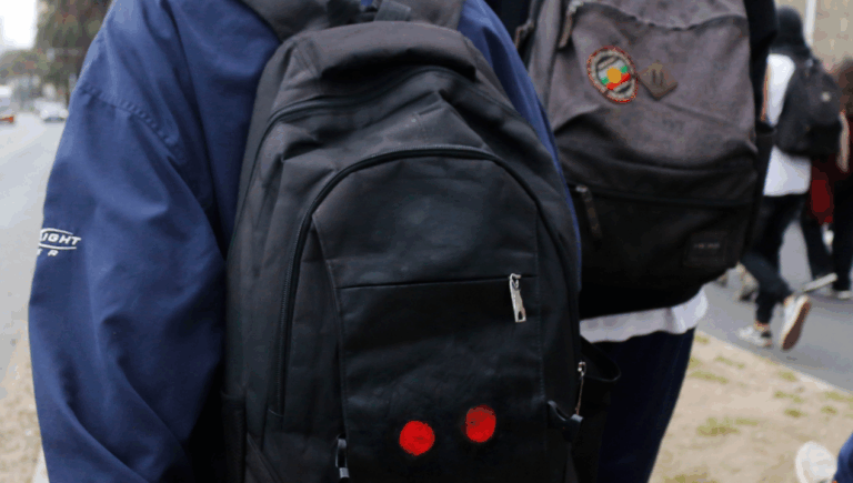 Diputada Muñoz respalda revisión de mochilas en colegios: “Le devuelve la autoridad a las instituciones de educación”