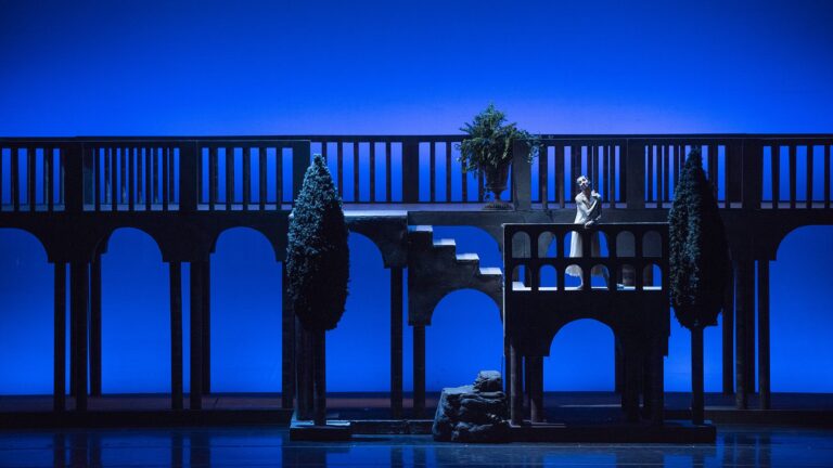 Teatro Municipal inicia su temporada de ballet con Romeo y Julieta y con inédito 