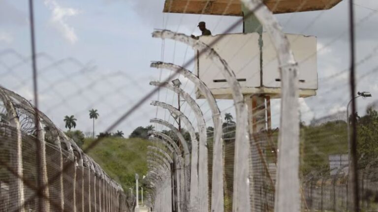 Cuba liberará a más de 2.000 prisioneros mientras la crisis económica se agrava bajo la presión de Estados Unidos