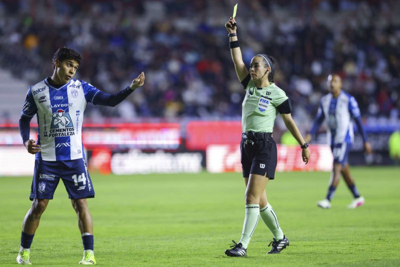 Katia Itzel ya tiene experiencia en la Liga MX de fútbol masculino. Agustín Cuevas/Getty Images