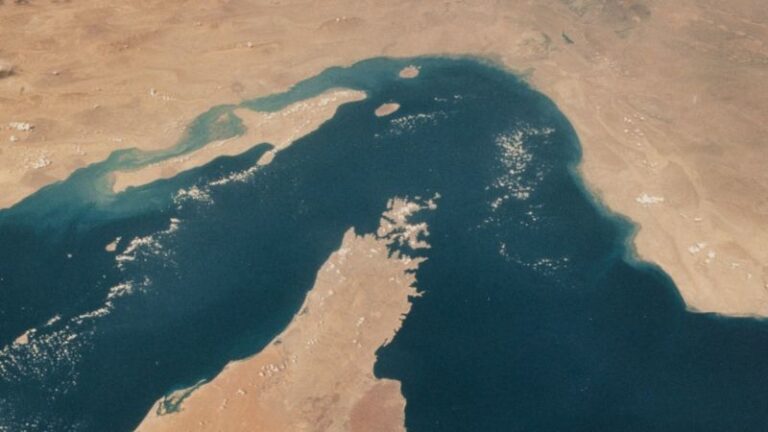 ONU votará propuesta de Baréin para defender el tránsito en el estrecho de Ormuz con ataques navales