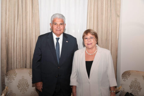 Camino a la ONU: Michelle Bachelet se reúne con presidente de Panamá en busca de apoyo a su candidatura
