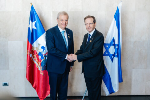 Diputados cuestionan reunión entre Kast y el presidente de Israel: 