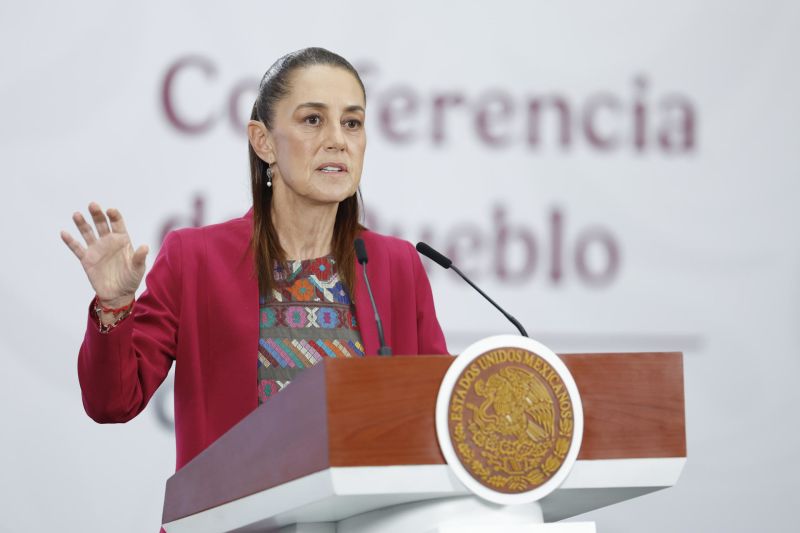 Sheinbaum califica como “falso” reporte de CNN sobre operaciones de la CIA en México