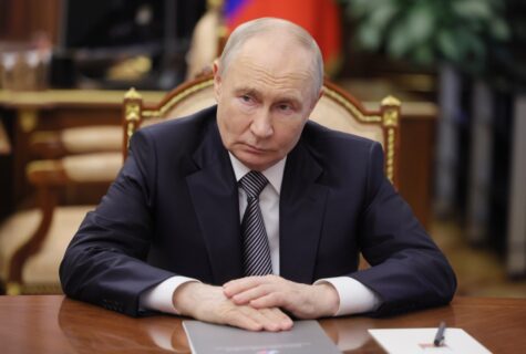 Putin promulga ley que permite desplegar tropas en el extranjero para proteger a rusos
