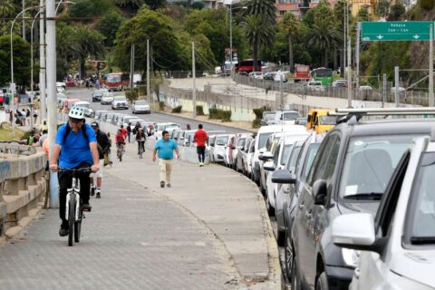 Simulaban trabajos en la vía para robar cobre desde alcantarillas en Valparaíso:  Dos detenidos