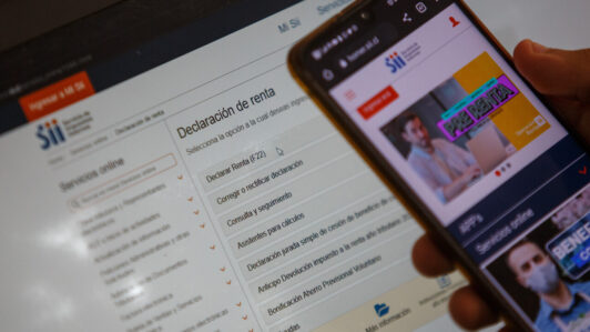 SII presenta querella contra clan familiar por devoluciones de impuestos fraudulentas: Perjuicio alcanza los $800 millones