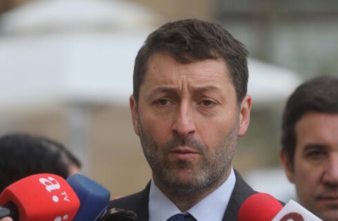 Coloma y AC contra Grau: “Uno nunca puede descartar a priori ningún tipo de recurso, pero cuando se es gobierno, uno tiene una responsabilidad mayor”