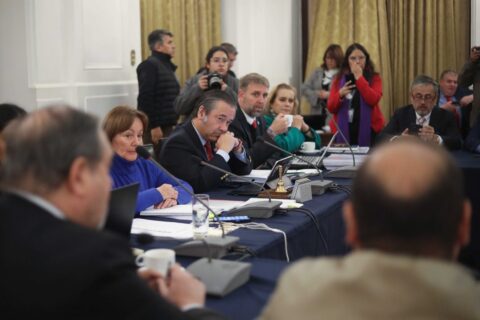 Oficialismo tras aprobación de idea de legislar proyecto de reconstrucción: “La gente no quiere más peleas políticas, quiere soluciones”