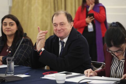“Bien, Poduje”: Diputados del FA destacan ampliación del FOGAES para viviendas y Boris Barrera (PC) valora resistencia a recortes de Quiroz