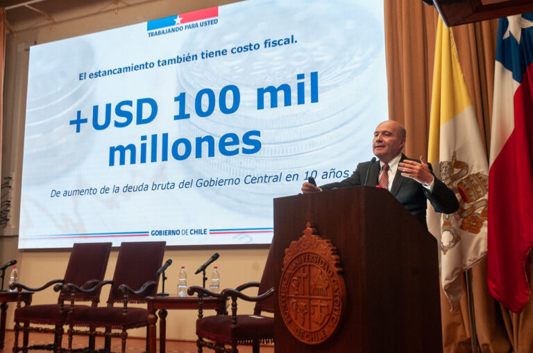 Luis Eduardo Escobar cuestiona trámite de Ley de Reconstrucción: “No ha habido una conversación seria sobre el fondo”