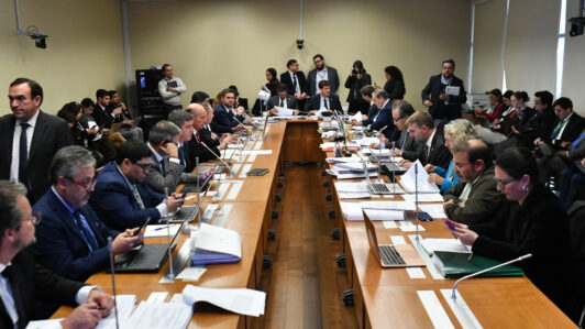 Megarreforma: Comisión de Hacienda de la Cámara aprobó rebaja al impuesto corporativo con votos del PDG