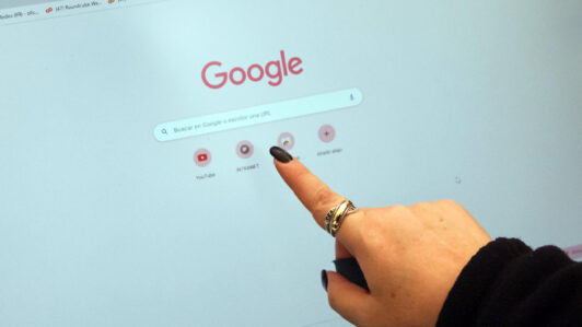 Anatel demanda a Google ante el TDLC por presunto abuso de posición dominante
