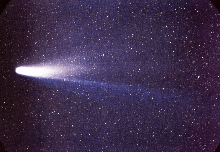 Eta Acuáridas de mayo 2026: A qué hora y cómo ver desde Chile la lluvia de meteoritos del cometa Halley
