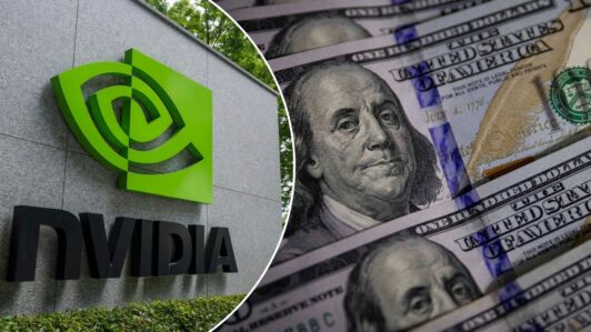 Dólar abre a la baja y cae de los $900 tras moderación del cobre, mientras Wall Street espera por resultados de NVIDIA