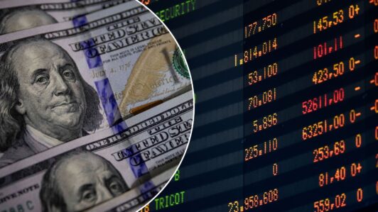 Dólar cotiza bajo los $890 tras alza del cobre y el IPSA pierde 2,31% cerrando con sus peores números desde marzo