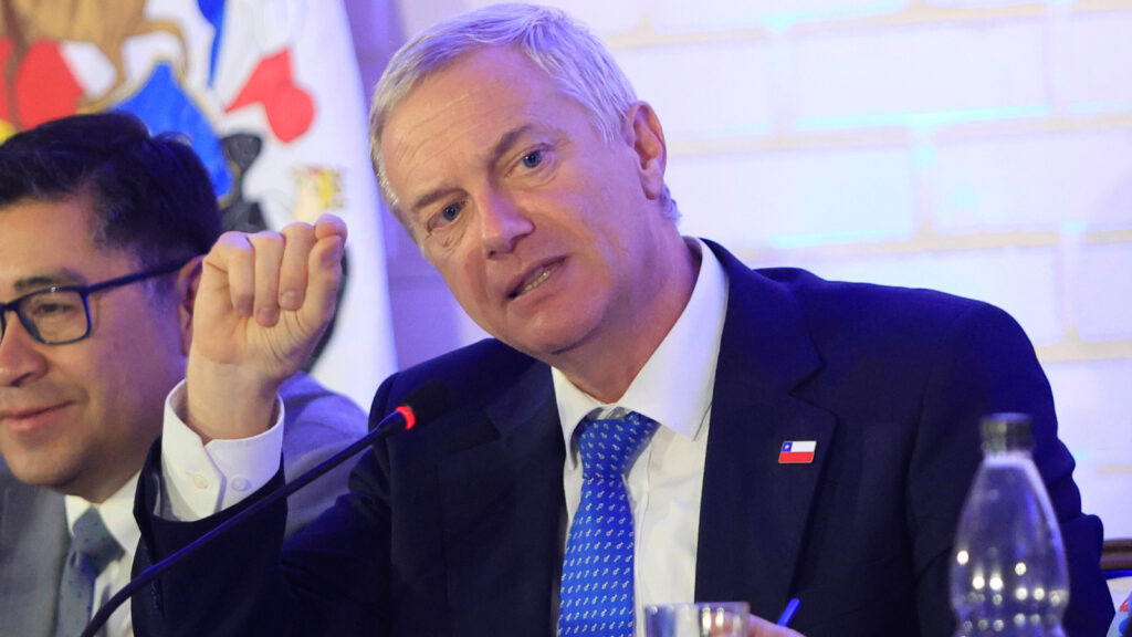 Tan solo 70 días: José Antonio Kast realiza el cambio de gabinete más temprano de un gobierno tras asumir el poder