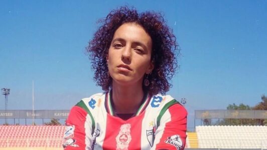 Activista chilena retenida por Israel tras participar en Flotilla rumbo a Gaza denuncia que los trataron 