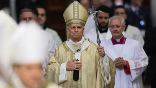 Papa responde a Trump y defiende su postura antinuclear: 