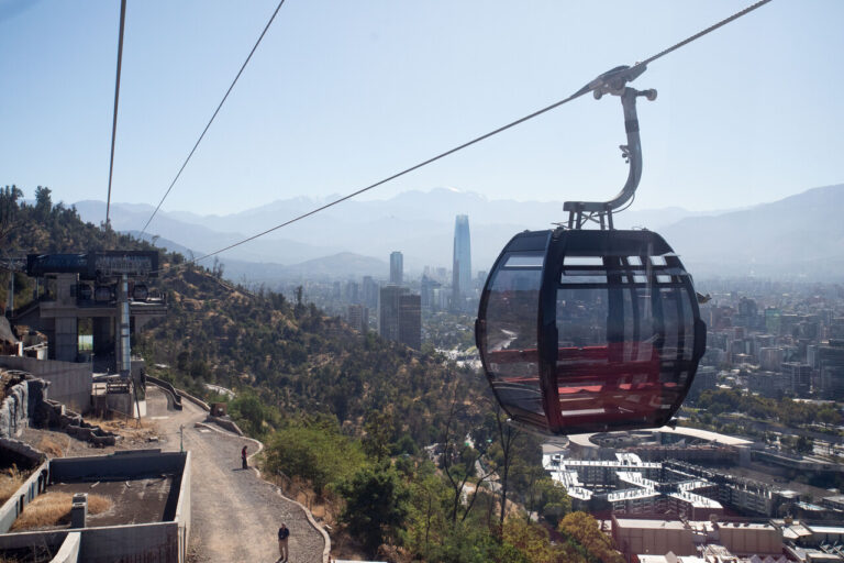 Teleférico de Santiago recibe por tercer año consecutivo máximo premio de Tripadvisor