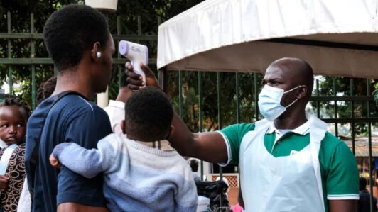 OMS declara emergencia sanitaria internacional por brote de ébola en África