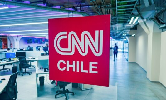 Cómo seguir a CNN Chile en 