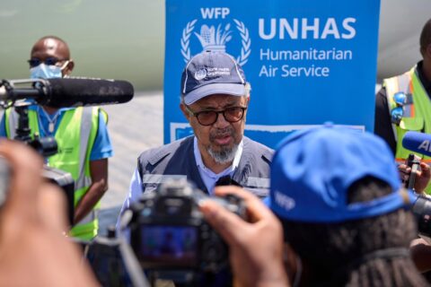 Director de la OMS llega al epicentro del brote de ébola en la República Democrática del Congo