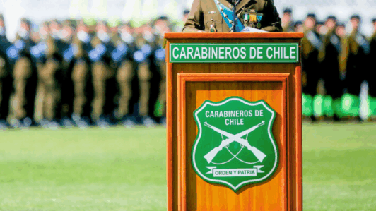 Carabineros ofrece empleos civiles con sueldos sobre $2 millones: Revisa cargos y cómo postular